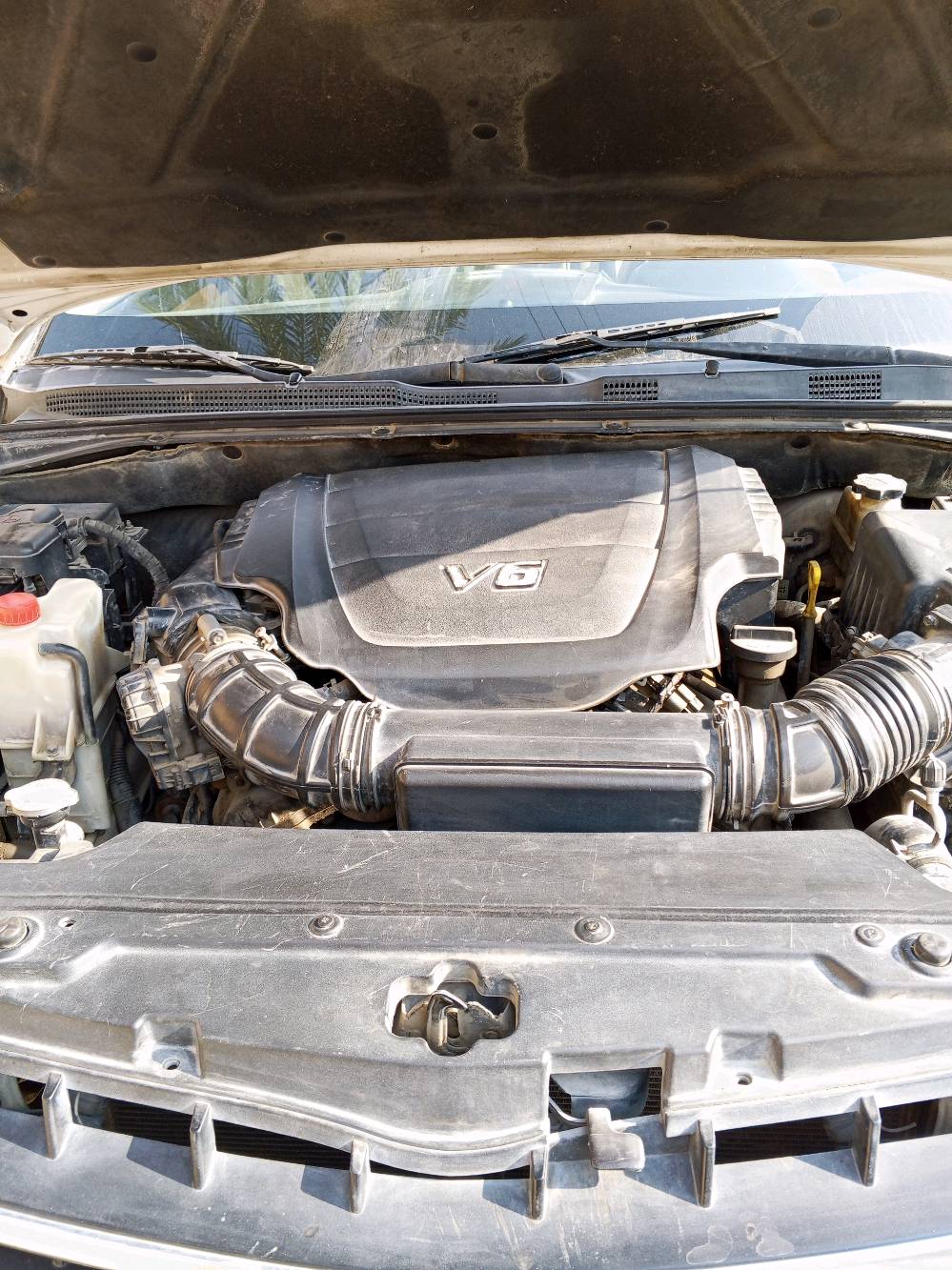 موهافي 2011 خليجي رقم شمالي اربيل  6 سلندر كفالة گير ومحرك . تبريد 3 قطع تدفئة . سلايد روف.تحكم ستيرن كاميرا خلفية سنوية لغاية 2030 هزة جديدة بيها قطعتين تكحيل فقط بدون حادث الجاملغ الامامي عكس السايق والجاملغ الخلفي بظهر السايق.. سيارة جاهزة. مكاني بغداد / حسينية الراشدية 