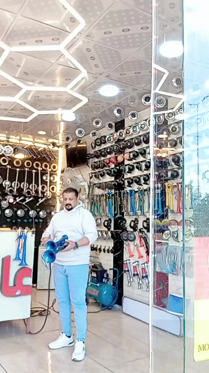 عالم الهورنات 
عنوان #نجف شارع المطار 
***********
