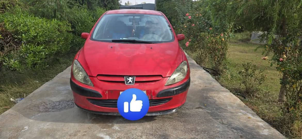 السلام عليكم بيجو فرنسي ٣٠٧ موديل ٢٠٠٥ محرك جديد ادامة كاملة نوزلات فيتبم كهربائيات شاشة كاميرا تايرات بيها جراد بسيط واضح بالصورة رقم الماني بغداد السعر ٤٥ مكانها بغداد او ديالى للتواصل خاص او ‏‪***********‬‏ او ‏‪***********‬‏ واتساب او اتصال
