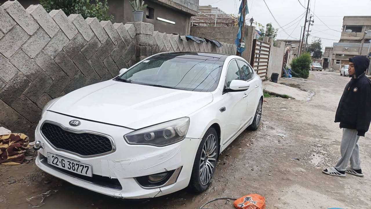 سلام عليكم كيا كادنزا فول مواصفات معروفه مواصفات الفول سونار موجود بالصور هزه جديده قبل شهر  سنويه جديده سياره فقط بيها مكينه كامت قبل اسبوع صدر تايرات كله جديد هزه جديده والكل تعرف هزه الشمال شلونها 103 وبيها مجال بسيط عنوان كركوك


**إذا كنت صاحب هذا الإعلان وتريد حذفه لأي سبب، رجاءا أرسل رسالة إلى الدعم الفني**