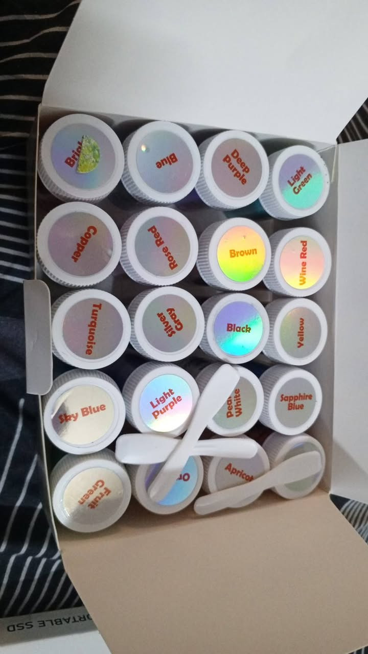 اصباغ تفيد أهل الأعمال اليدوية مخصصة للريزن وباقي الأعمال العلبة تحتوي على 20 قطعة صبغ عندي علبتين اثنينهم ب 10


**إذا كنت صاحب هذا الإعلان وتريد حذفه لأي سبب، رجاءا أرسل رسالة إلى الدعم الفني**