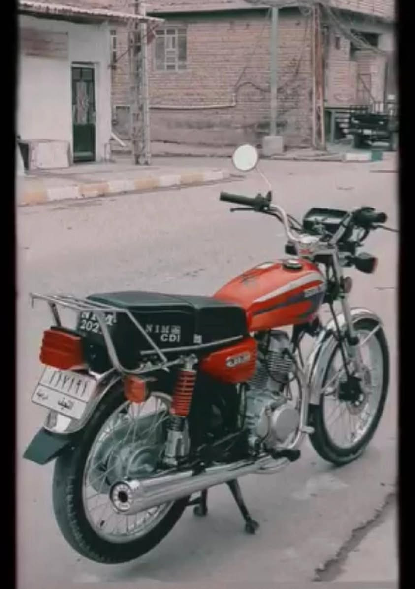 ناما امتياز مقدم دسك موديل 2022 ، مرقمة وكاملة  الدراجة  نظيفة كلش  رايدها ب  مليون  و100 وبيها مجال بسيط ، مكاني نجف حي الميلاد ، والي يريدها يجي خاص  . ***********
