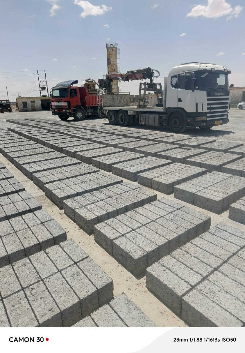 سلام عليكم
يعلن معمل بلوك اسيد نجم 
بأداره احمد اسيد نجم 
توصيل البلوك داخل مناطق الشرقاط 
بسعر اللف بلوكه واصل بل كرين (400)الف واصل 
داخل اشرقاط 
بلوك نهري زاد كساره شرط 
اللف مطروح بل معمل 350
واصل بل قلاب 380
اسعار مناسبه جده 
بلوك يصلك للبيت ما عجبك يرجع 
شرط 
موقع المعمل اشرقاط شكران 
خابر وتدلل وحياكم الله
استفسارات اتصل 
***********
***********
