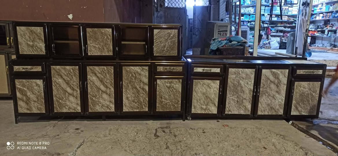 للبيع كاونتر شغل ثقيل ارضيه مترين ونص ملحق مترين ونص سنجي مترين مكان موصل راشديه رقم كورك *********** اسيا ***********
