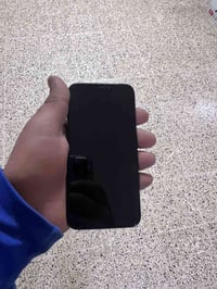 ايفون X ٦٤ • بطارية ١٠٠ مبدلة • شاشة مدله