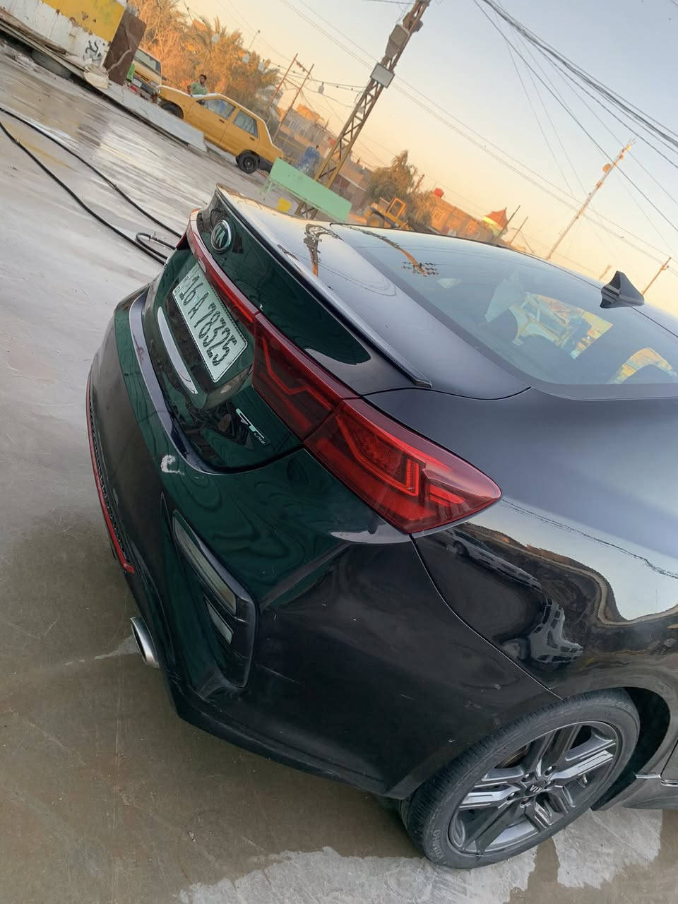 السلام عليكم كيا فورتي 2021 فول مواصفات عدى الفتحة Gt line حرة
محرك 2000 دوش حادث السيارة بنيد مبدل فقط السيارة جديدة ماشية 50k 
جاهزة مابيها اي نقص مداور ثاني يوم 

السعر المطلوب 128 وبيها مجال 

***********
