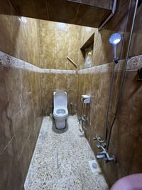 🏡  لـلايـجـار دور فـي الـكـرادة   📍الـعـنـوان : الكرادة داخل قرب شارع ...
