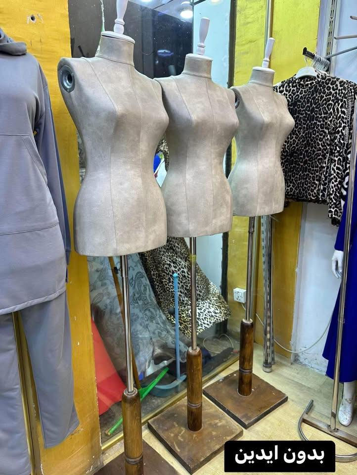 سلام عليكم 
عندي ديكور مال تعزيله محل وكلشي موجود تكدر تختار الي يعجبك وبسعر مناسب كلشي موجود اصلي وستخدام قليل من لعابات استاندات سكات ادزعه مال سكه اي شي يعجبك راسلني خاص او ع هذه رقمي***********متواجد واتسب مكاني بصره وتوصيل جميع المحافظات عندي
