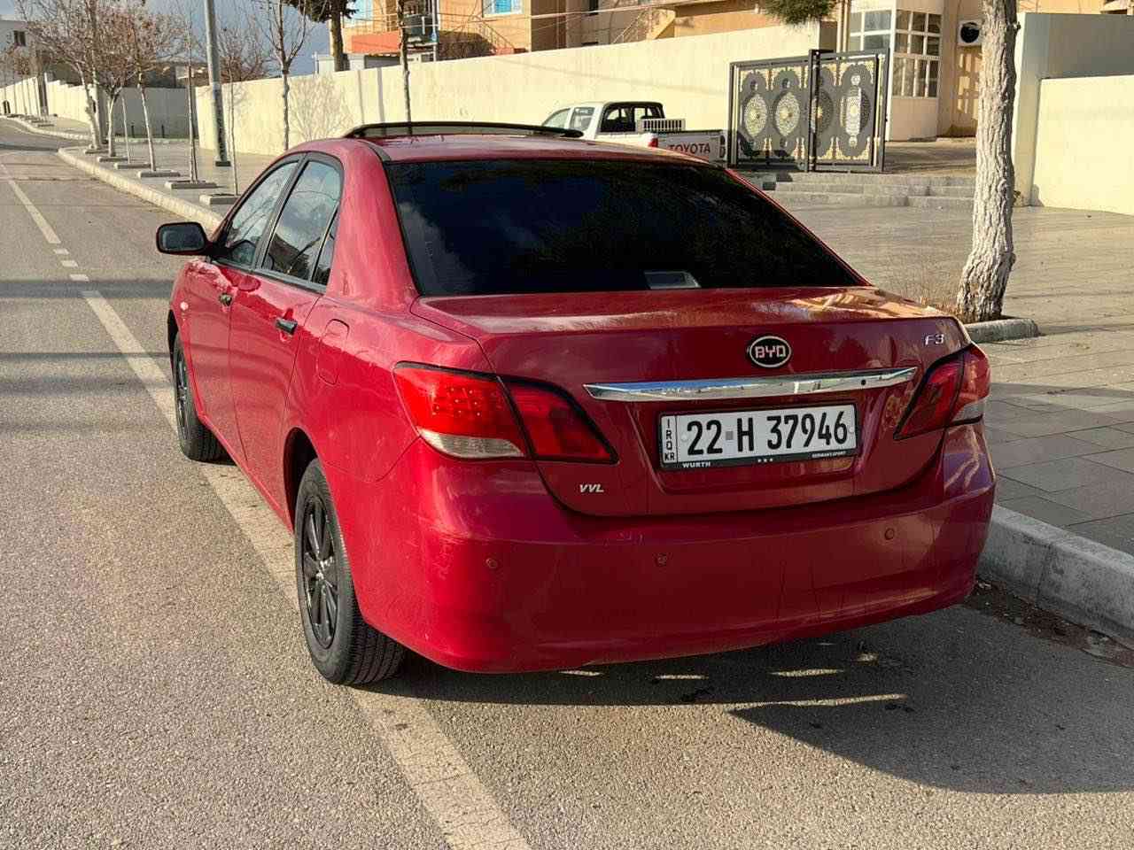 ‏‎BYD f3 
‏‎مۆدێل2014
سەنەوی نویە تاکوو 2030 
گیر عادی  
‏‎کوشین جلد  
‏‎سڵاید 
‏‎حاسە
شاشەئایپادوو کامیرە بیلاد. ..‎
بەصمە و دوودەرگاو سنوق بەصمە 
‏‎سوکان ڤۆلیۆم ئاوێنە کارەبا چوارجام کارەبای 
تەبرید ساردوو گەرم لەگەڵ سویج 
گێڕومەکینەی بەشەرت 
‏‎نمونە لەجوانی 
دووپارچەی سبوغە لای سەکنی چاملخ و دەرکەی پیشەوە 
وە هەردوو شانی سبوغە  بی مەعجوون کەپری بەسەرداکەوتووە …
نرخ :٦٨ و مەجالیکی برایانەی تیدایە  
شوێن : شەقلاوە
***********
‎ …هەموو شتیکی لەسەرە واسئاپ و ڤایبەر أربيل, العراق
