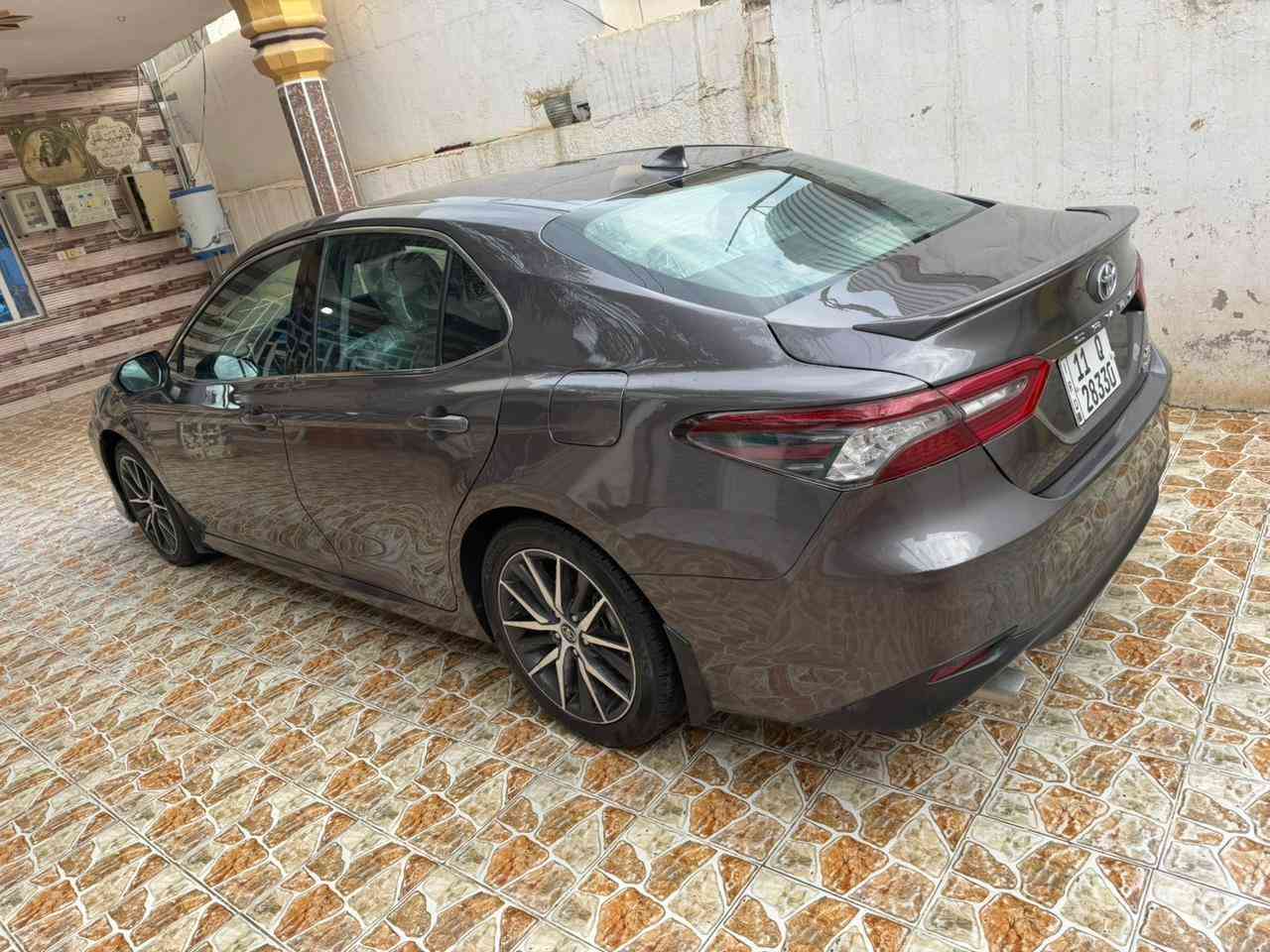 السلام عليكم للبيع كامري موديل 2022 هايبرد وارد أمريكي محرك 2500 رقم بغداد دولي بسمي فول مواصفات 1/1 تبريد تدفئة شغالات تبريد ثلج تخم تاير جديد صدر امامي خلفي جديد سيارا جديده بمعنى الكلمة بعدها بوضع الشركة ماشيه (44كم) ضرار جامرلغ خلفي بدون دواخل بدون ايرباك بيها رش 4 قطع اثر شخوط السعر 145 وبيها مجال العنوان ديالئ رقم الهاتف ***********
