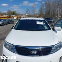 سورنتو ٢٠١٤ • وارد امريكي • منظومة غاز