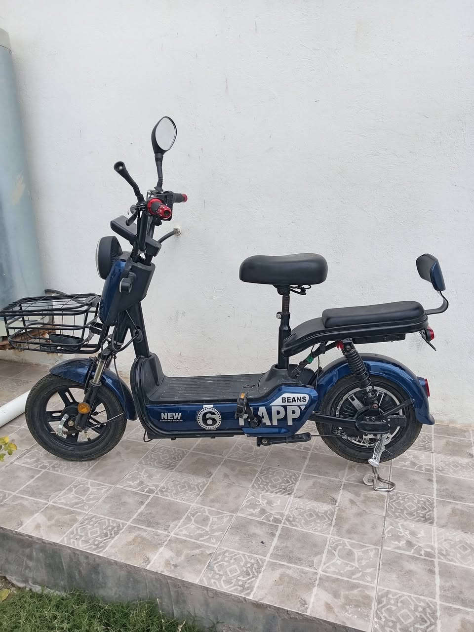 سلام عليكم..... موطور شحن حجم 14 جديد استخدام شهرين فقط يرادله بس بطاريات شويه ضعيفات ولباقي شركه...المكان الانبار الخالديه... للاستفسار الاتصال***********
