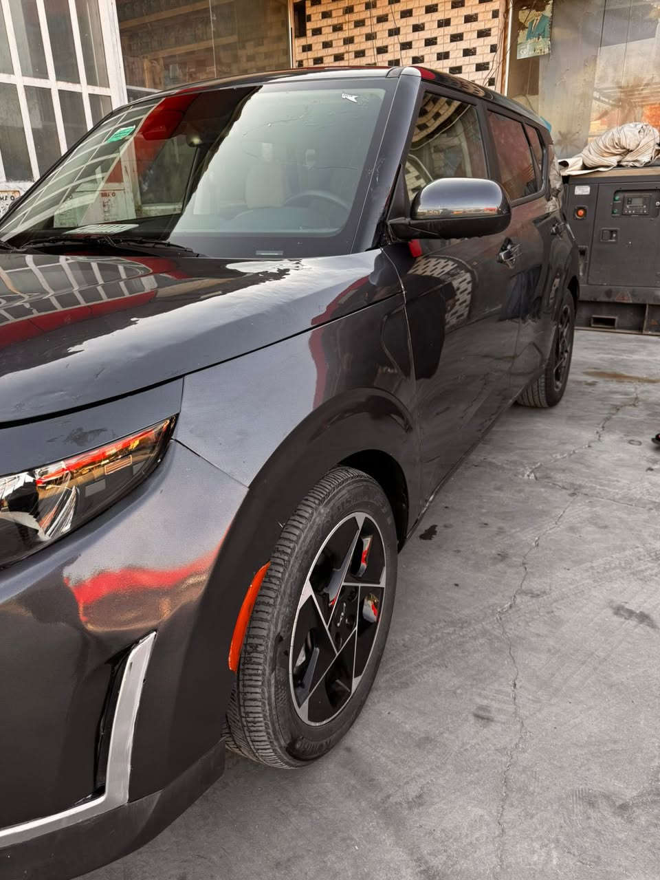 للبيع للبيع للبيع. 
صول موديل 24 EX 
ماشيه قليل 
حادثها كما موضح في الصور 
مرقمه ميسان 
 السعر :-165 ورقه 

شركة مــان هـايــم
لمزاد السيارات الوارد الأمريكي والكندي 
الكائن في ميسان قطاع 30 شارع المدارس مقابيل مسبح هبي دريم بالقرب من حلويات سيد مصطفى 
بأدارة :-
١- استاذ كرار العبادي
٢- استاذ حسين الطرفي 
***********
***********
