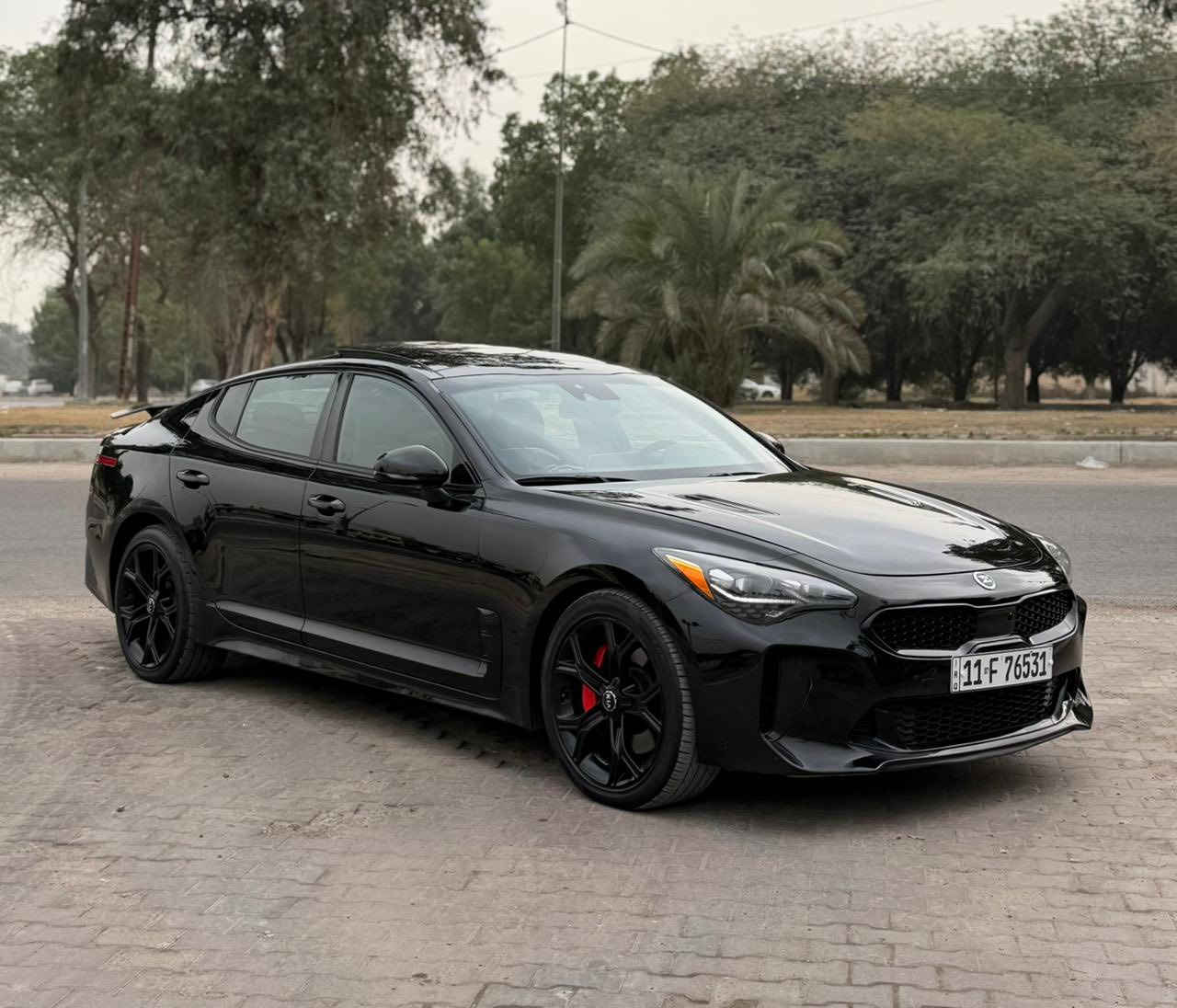 السلام عليكم
كيا ستنكر 
موديل : 2021 
ماشية : 66 الف 
المواصفات 
بانوراما 
بصمة 
بصمة ابواب 
المكينة 330 تون تيربو 
 6 سلندر 
شاشة 
كاميرا 
كشنات جلد احمر GT
كشنات كهرباء 
كشنات تدفئه + تبريد 
لون الداخل احمر بلادي 
ذاكرة خزن ميموري 
ستيرن هيتر 
ستيرن كهرباء 
تحكم ستيرن جهتين 
كروز سرعة 
شفتات ستيرن 
سايد بريك دكمة 
شاحن موبايل 
حساسات امامية + خلفية 
أنظمة قيادة (Comfort - Smart - Sport - Eco- Custom )
نظام اطفاء  
نظام ايكو 
رادارات 
تحديد مسار 
قيادة ذاتية 
مري شفط كهرباء 
اشاير بالمري 
مري قلاب 
ترحيب 
قطعتين تبريد
سبايدر خلفي 
سستم صوت سماعات
انارة داخلية LED
انارة داخلية الوان 
لايت زنون 
لد امامي 
بك لايت لد 
ويل كب بلاك 
(رقم بغداد آلجديد مشروع وطني بأسمي)
الحادث : بنيد + جاملغ مبدل نفس الون + الصندوك . 
( السونار مرفق )
السيارة جاهزه من كلشي بدون اي نقص صدر جديد تخم تايرات جديد . 
السعر : 169 وبيها مجال بسيط 
العنوان : بغداد الكاظمية قرب مرور الكاظمية معارض جكوك معرض آلرحمن. 
 ***********
 ***********
