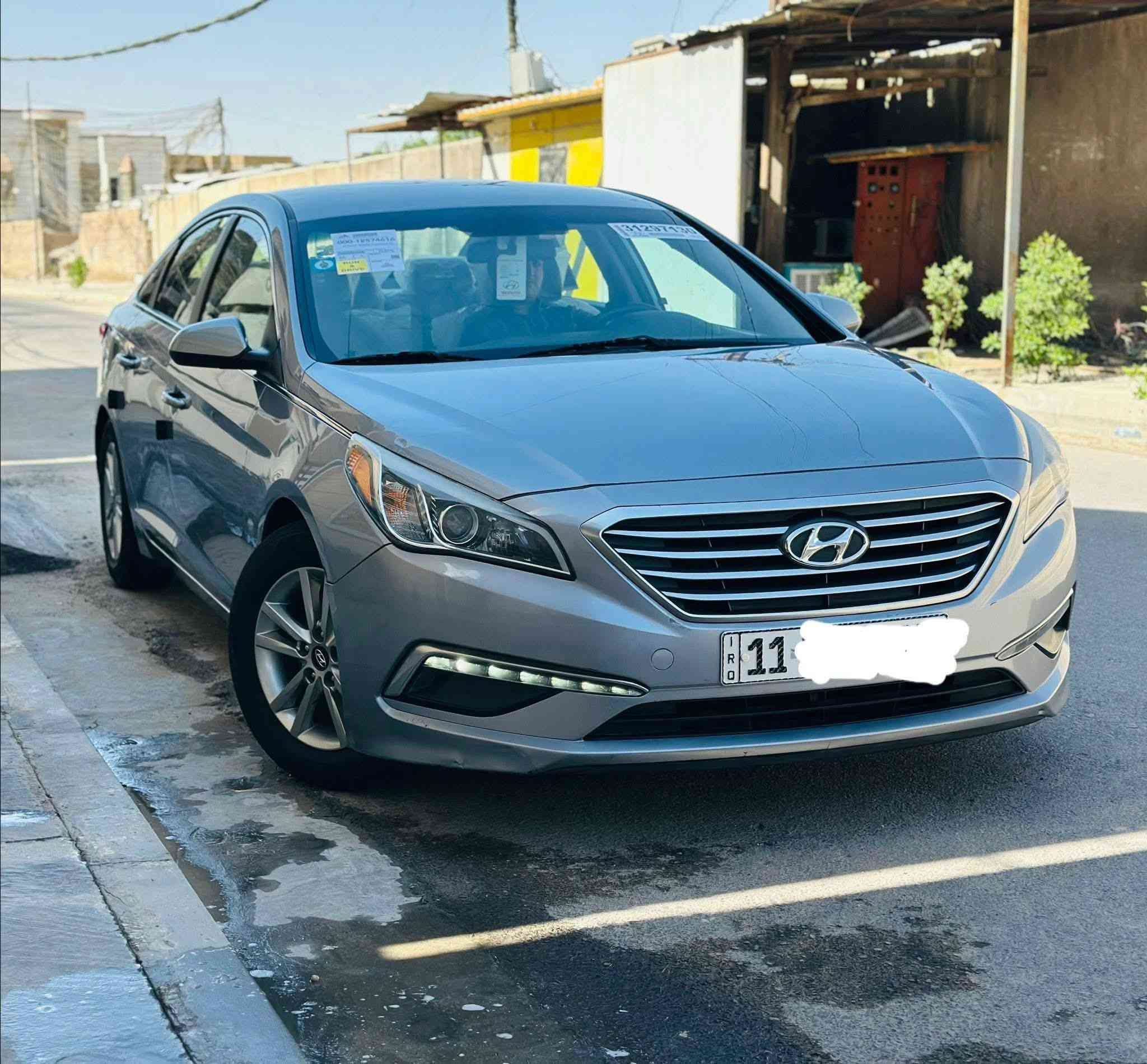 هونداي سوناتا موديل 2017رقم بغداد باسمي 
مواصفات نص فول وارد امريكي سياره حيل نضيفه 
الرمادي الاستفسار ***********
او بل عافيه عل ياخذه
