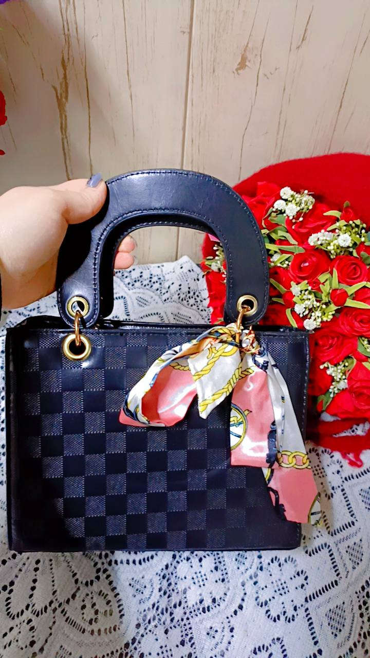 السلام عليكم بنات وفرت إِلكُم على العيد بضاعة جنط جلد طبببببببببيعي جودة و إِكوالتي فووووول كلهن ماركة والباركود مُثبَّت عليهن لاصحاب الذوق و التميز    ومكياج ايضا الاسعار ثابتة رجاءا بس الي  تأخذ اكثر من قطعة إِلها خصم خاص سارعوا بالحجز الكمية محدودة


**إذا كنت صاحب هذا الإعلان وتريد حذفه لأي سبب، رجاءا أرسل رسالة إلى الدعم الفني**