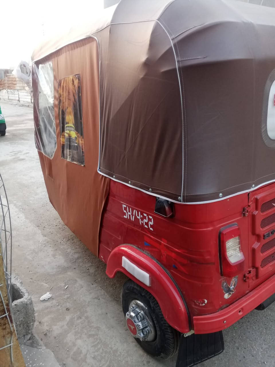 سلام عليكم تكتك للبيع 18 السعر 3800 بيهه مجال ***********
