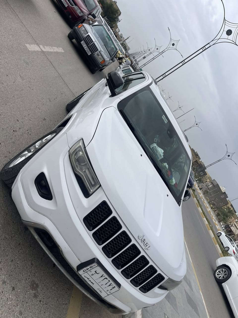 جيب لاريدو خليجي موديل ٢٠١٤ 
***********

بسعر ١٩٠ وبيها مجال
