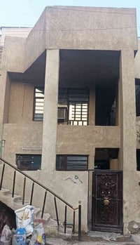 دار للبيع  زراعي  مساحه 100م  واجه 5 نزال 20 2.5 طابق  سطح عدد 2 5 غرف...