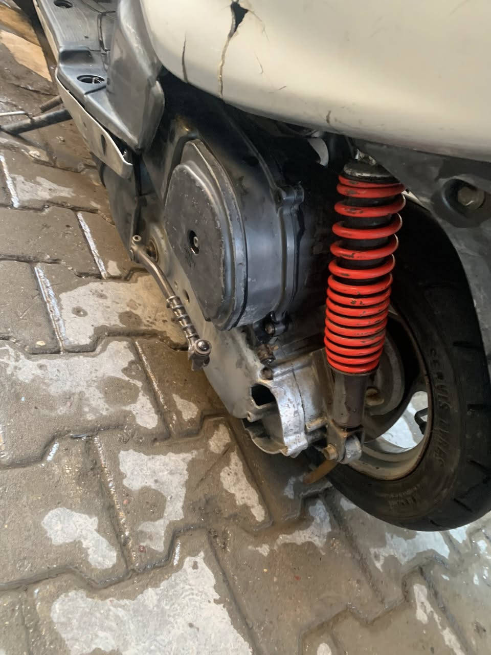 ماكس قجمة للبيع
دراجة خير من الله تشتغل سلف وهندر وكهربائيات شغالة بس يرادلهة تبديل باتري يلة يشتغلن 
مكينة لا تبخير لا تنقيط ولا دخان 
شراي اتصال ***********
او راسلني دايركت موجود
