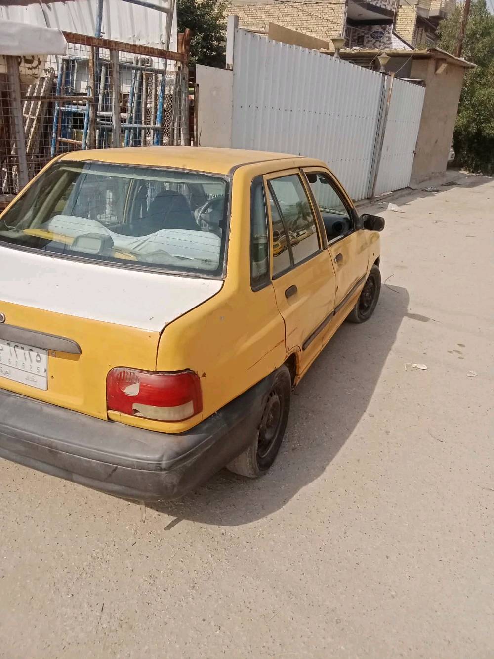 سلام عليكم سياره سايبه للبيع موديل(12) سنويه عضم عاج بدون راعي سياره نضيفه وجاهزه السعر 12 ورقه بيهه مجال مستعجل ع بيعتهه ورجاء مو شراي لايتصل لو تضلون تنطون وعود كاذبه *********** متوفر وتساب مكاني بغداد 