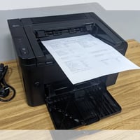 طــــابعة ليزرية hb laseJet 1606 ابيض واسود  طباعة سحب بدون استنساخ  ط...