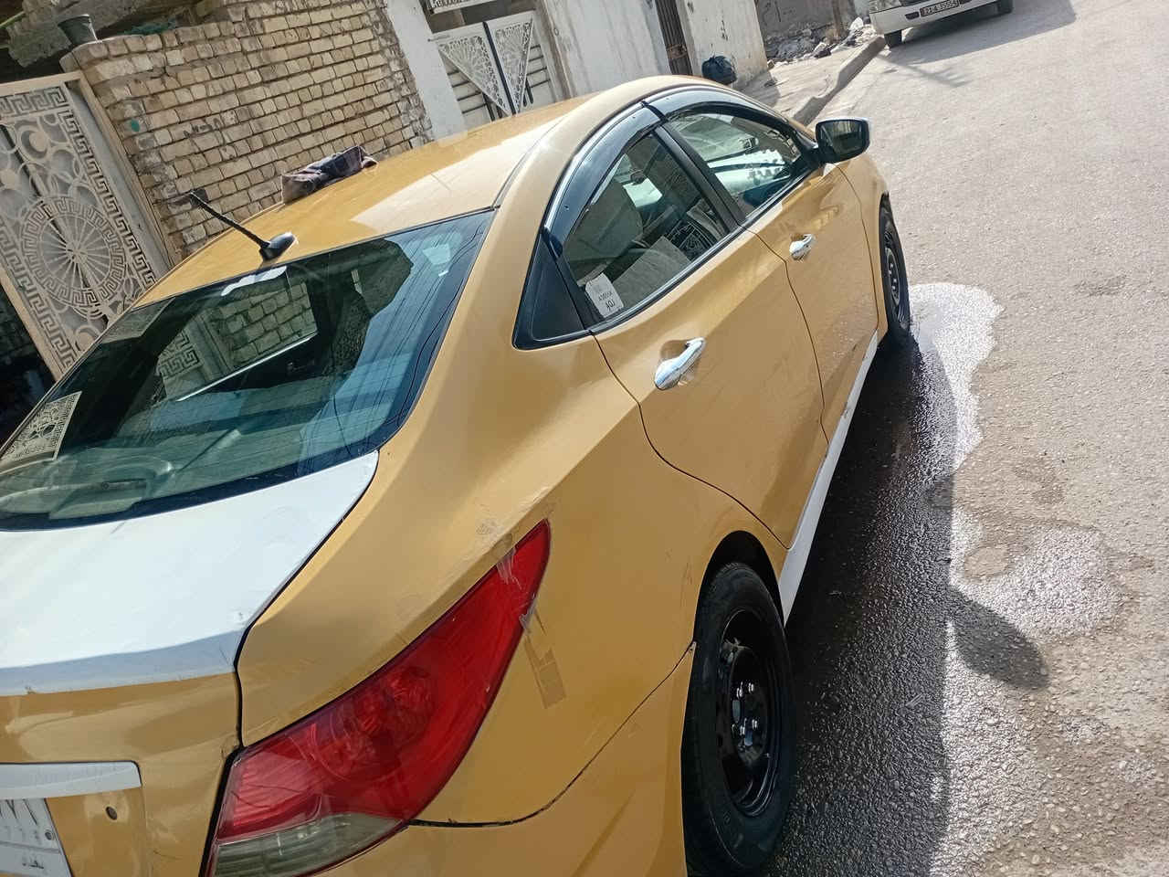 سلام عليكم سيارة اكسنت موديل 2014
سيارة نضافته كدام عينك السعر 75 وبيه مجال
العنوان الزعفرانية اربع شوارع 
للتواصل على هذا الرقم ***********
