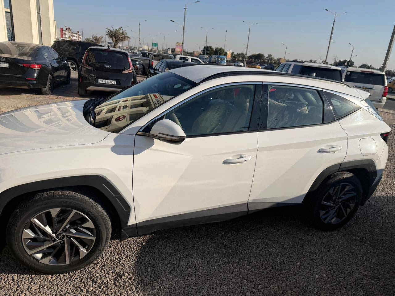 سلام عليكم
توسان خليجي موديل 2023 للبيع السيارة ماشية 30 الف سيارة مكفولة ماعده بارد في الصندوق 5اصابع 

سياره نضيفه من. كلشي 

الكشنات  مدوشمه  هونداي اصلي 

ارضيه مفروشه جلد  

سيارة فول ما عدة البنوراما 

الرقم اربيل وكاله عامه بااسمي 

عنوان :- البصره  / الجزائر 

السعر 213ورقه وبيها مجال 

الاستفسار ***********
او ***********
