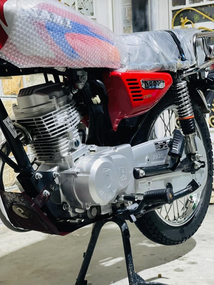 سلام عليكم نامه متياز 25 دراجه خير من الله شوف العين اغلب غراضه معمره شلامجه اصلي إلا ستفسار اتصل ***********
