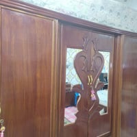 غرفة نظيفة • كنتور ٦ باب • ميز تواليت