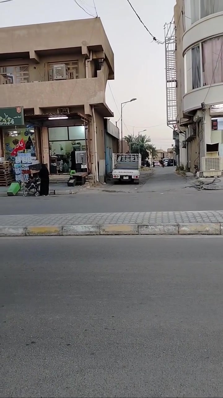 بيت للبيع ..تباع قطعة أرض.  في الخاجية الأولى قرب مجمع ابو كرار .. المساحة 140 ..7 وجه .. نزال20..للأستفسار..***********. #الجميع

