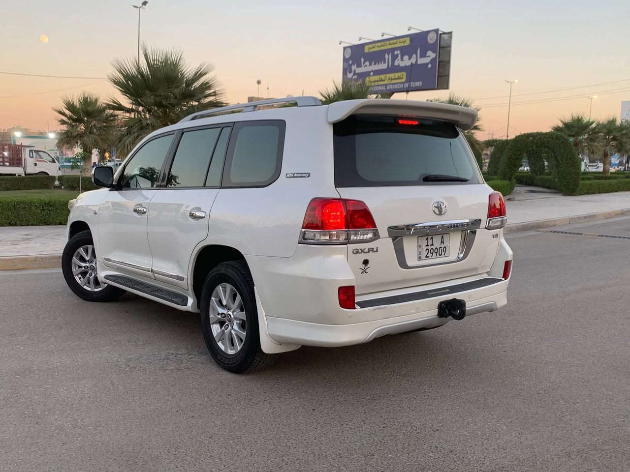 اسلام عليكم لاندكروز 2011 ستينيه
رقم بغداد بسمي تحويل مباشر موصفات Gxri 

كفاله عامه بدون صبغ بدون تبديل سونار مرفوق مع صور

كير محرك كفاله عامه مكينه جديده

سياره جديده حيل ماشيه 160 ألف حقيقي 

مكينه 4600 المرغوب كير مكينه كفاله عامه

مكاني كربلاء المقدسة اي ستفسار 

السعر 335وبيها مجال ***********
