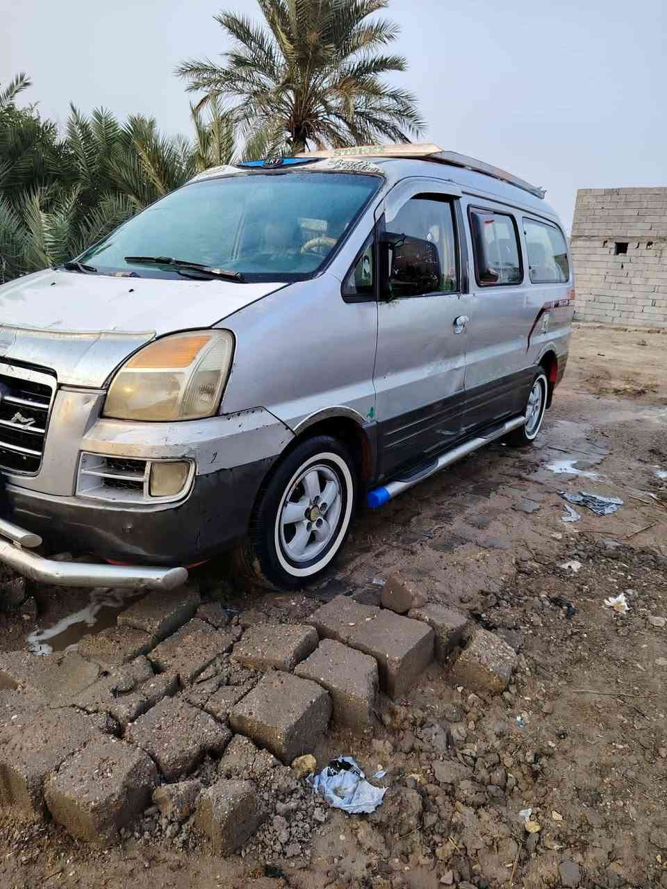 ستاركس مفتوح لا ضربه ولا صبغ مكينه بيها بخار بدون تنقيص مصفره رقم بغداد انكليزي مكانها ناصريه ***********
