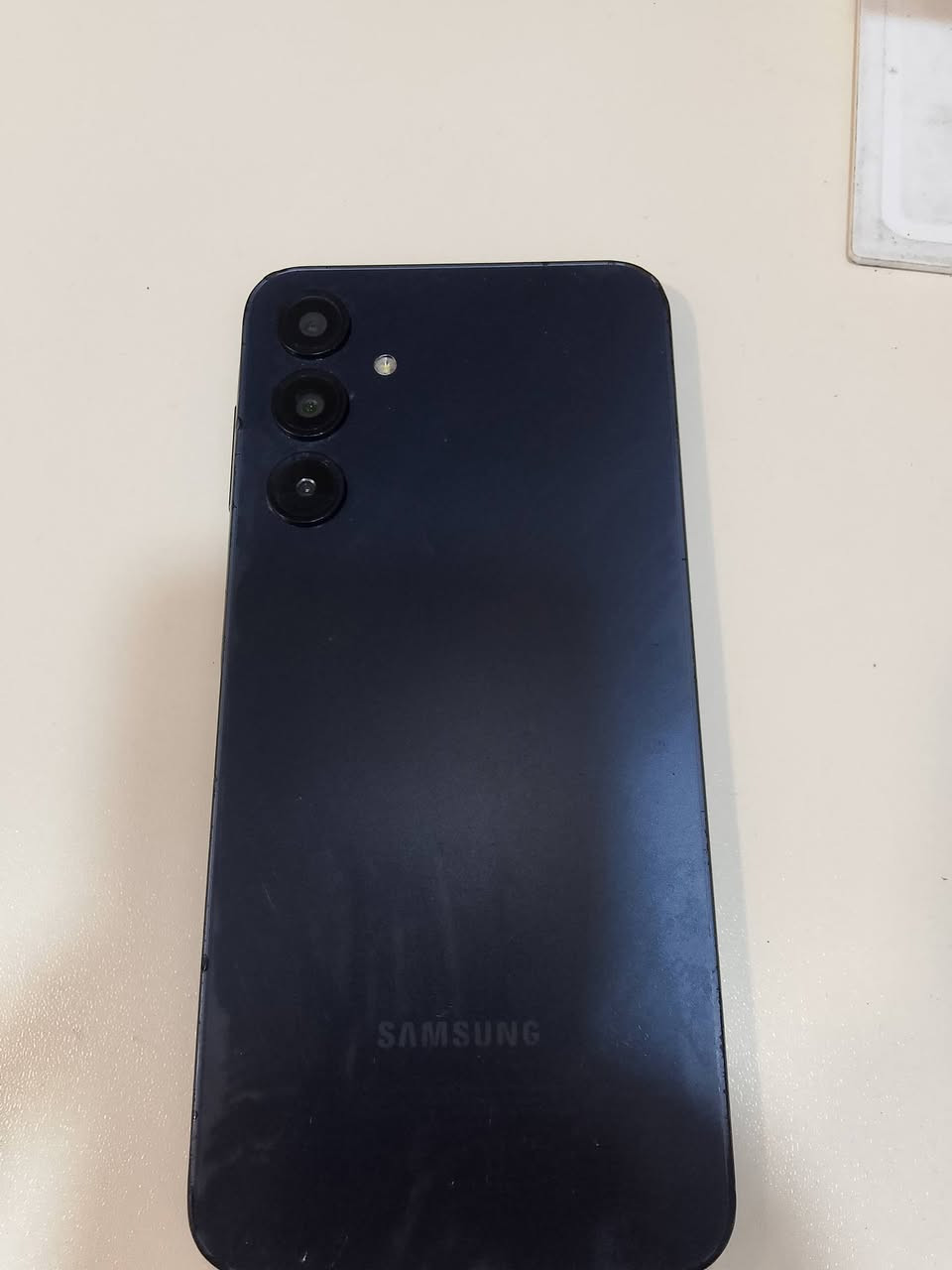 كالكسي a16 ذاكرة 128 الجهاز نظيف شغال بس يحتاج شاشه وشرط الفحص سعره 30 الف بدون اي معاملة قفل


**إذا كنت صاحب هذا الإعلان وتريد حذفه لأي سبب، رجاءا أرسل رسالة إلى الدعم الفني**