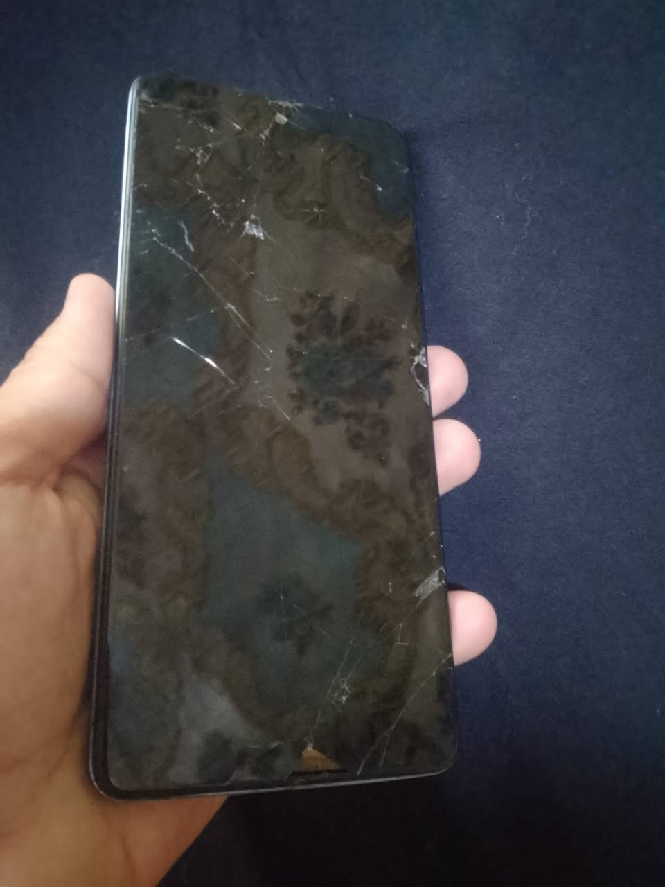 سلام عليكم جهاز البيع انفنكس هوت 30 ذاكره 128 ببجي 60 فريم الجهاز عوزه شاشه ما عندي امكانيه بدلها الله شاهد الجهاز يخبل ومعروف هو الجهاز سعر 55 وبي مجال بسيط ومراوس ///مكان بغداد العبيدي //***********
