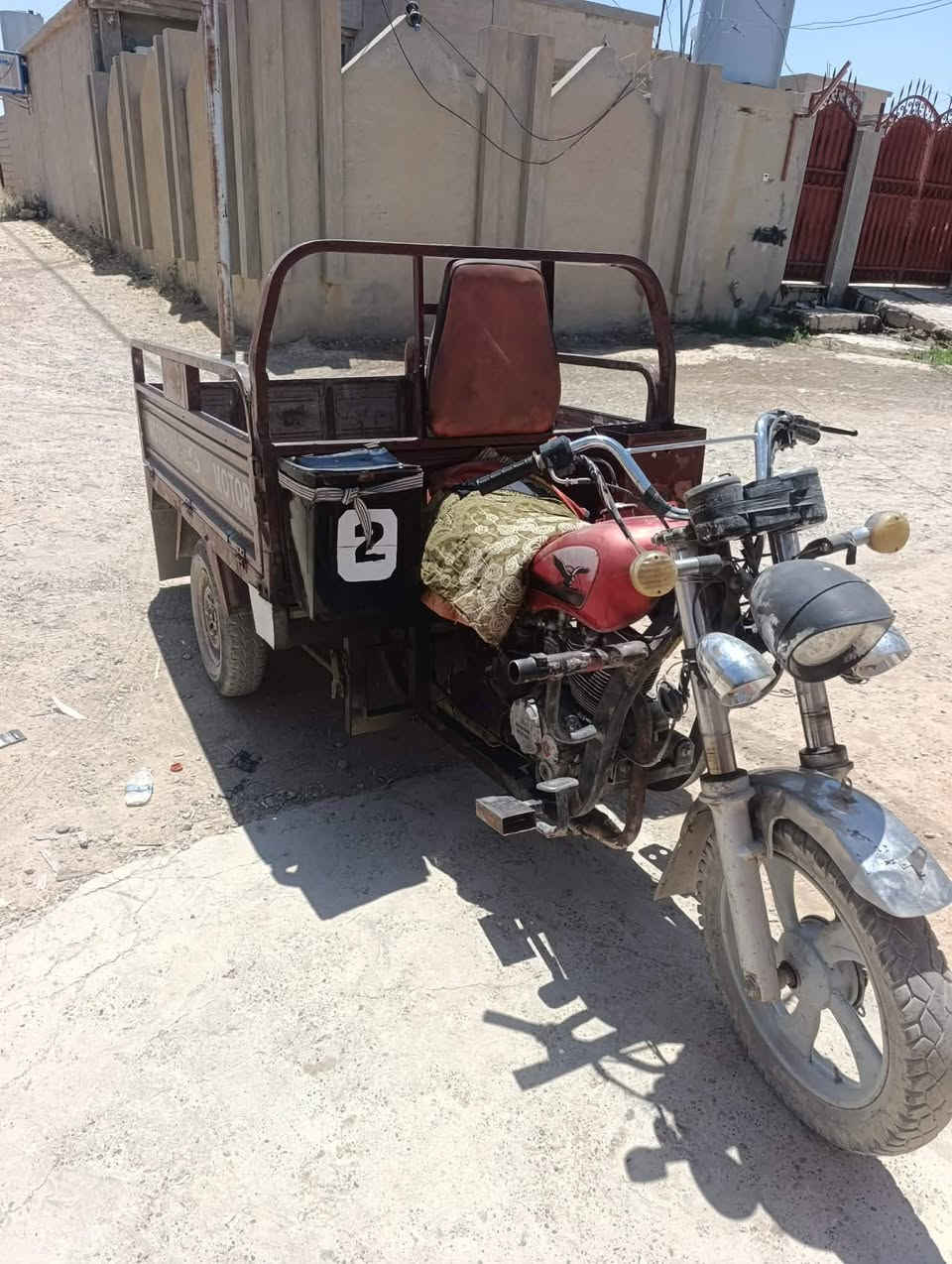 ستوته للبيع جنوبي كلشي شغال بيهاموجود بيها اوراق موديل 16السعر 850بيها مجال***********
