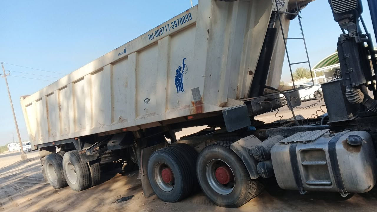 طابت أوقاتكم. للبيع أو الأيجار عربة المانية ٤٠ متر ستندر بدون تعلاوة دناگير ١٦ تخم تاير ٢٤ شاصي مكفول جاهزة للعمل. مكان كوت....
*********** ...
***********
