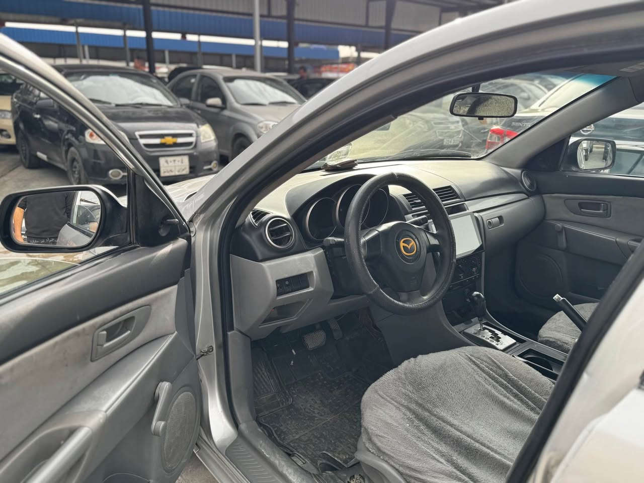 مازدا زووم ٣ 2005
گێڕو مەکینەو تەبریت بەشەرت
کامل پەمپە بێ لێدران 
گێڕ ئۆتۆماتیک 
٥٠٠ دۆلار غەرامەی لەسەرە
 دوای مامەڵە بۆت ئەگەڕێنینەوە
٦٦$
***********
*********** السليمانية, العراق
