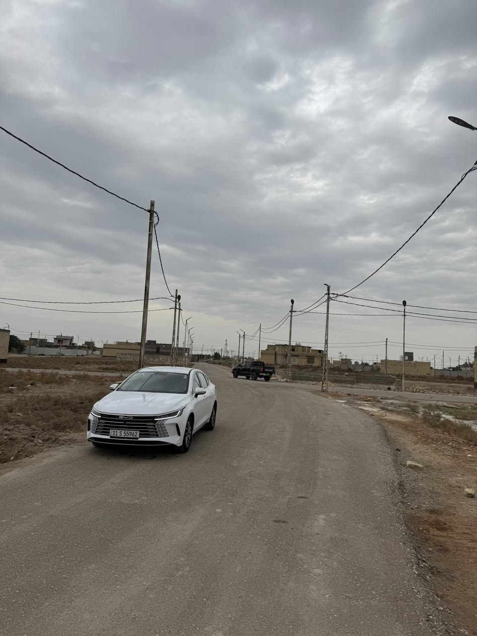 قطعه 100م بصف الرُكن
مُربعه واجهه 10 ونزال 10
المَوقع 📍: طريق السنيه السياحي مُجمع توحيد الثاني بالبلوك الأول
الخدمات : شارع 10 متر وماء وكهرباء 
للأستفسار اكثر التواصل خاص أو على الأرقام التاليه
***********-***********
