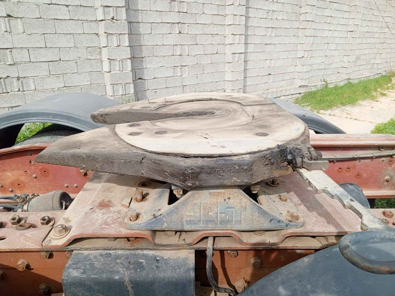 صينيه جوست للبيع
بيم رفيع ام الفايبره جديده
***********
