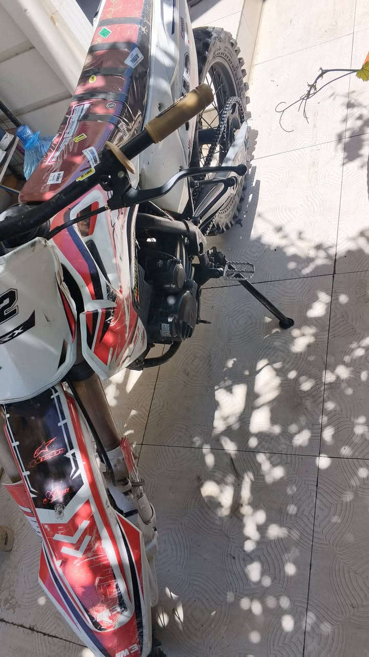 سلام عليكم
قفاز crx  مكينه 250  موديل 23  مكينه كبس دراجه كلش كلش كلش قويه ما شاء الله عليها بيع مستعجل ب650 وبيها مجال بسيط شراي تفضل خاص


**إذا كنت صاحب هذا الإعلان وتريد حذفه لأي سبب، رجاءا أرسل رسالة إلى الدعم الفني**