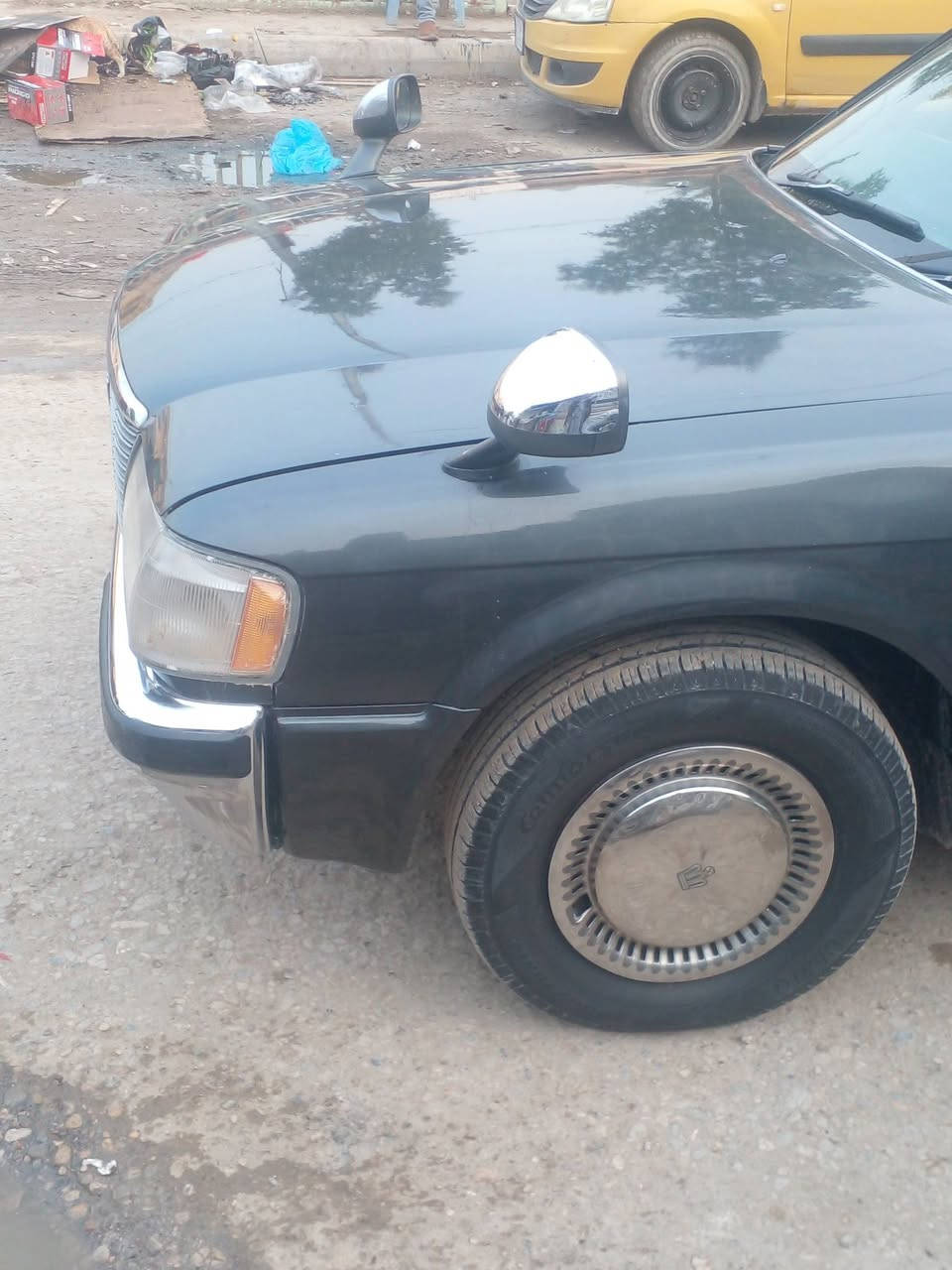 من رخصة الادمن.  سياره كراون ارنب دي لوكس موديل ١٩٩٥. رقم بغداد انكليزي . مكينه ونجي معروضه.للبيع جاهزه السياره رايده ٦٥ ورقه وبيه  مجال للشراي الاتصال على
الرقم راعيها .
***********
