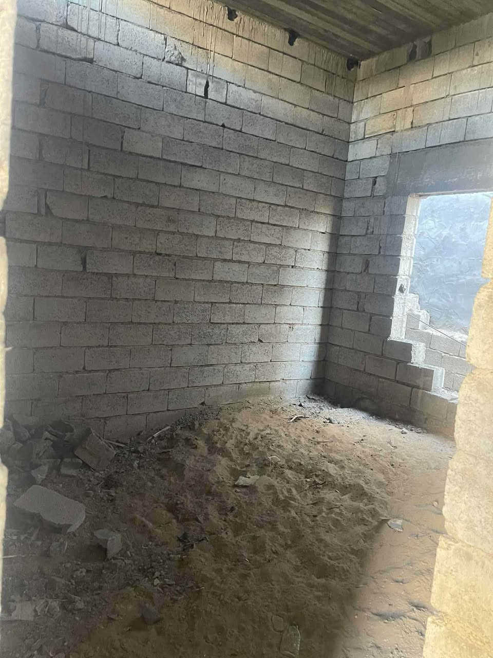 مشتمل 150 متر يحتوي ع غرفتين نوم استقبال صاله حمام
مطبخ طابو زراعي ابو صالح 

 ابو عبد الله *********** 

للاستفسار الاتصال ع رقم
