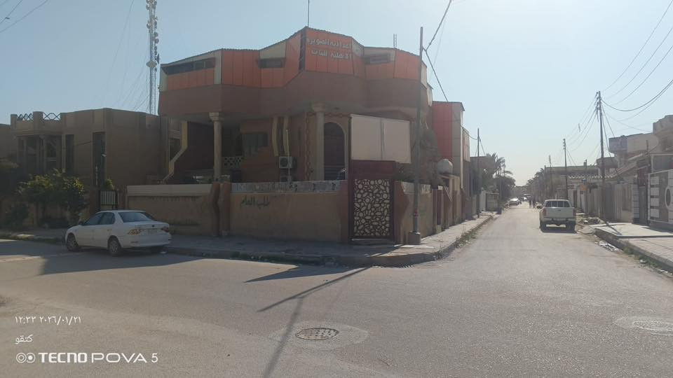 دار للبيع طابو صرف ركن المساحه ٤١٠ حي المعلمين الفرع المقابيل مستشفى المؤيد الاهلي  للاستفسار اكثر الاتصال ***********
