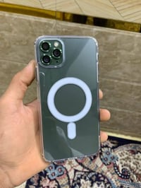 ايفون 11 برو ماكس نضيف وجديد سعر 275  07740008701