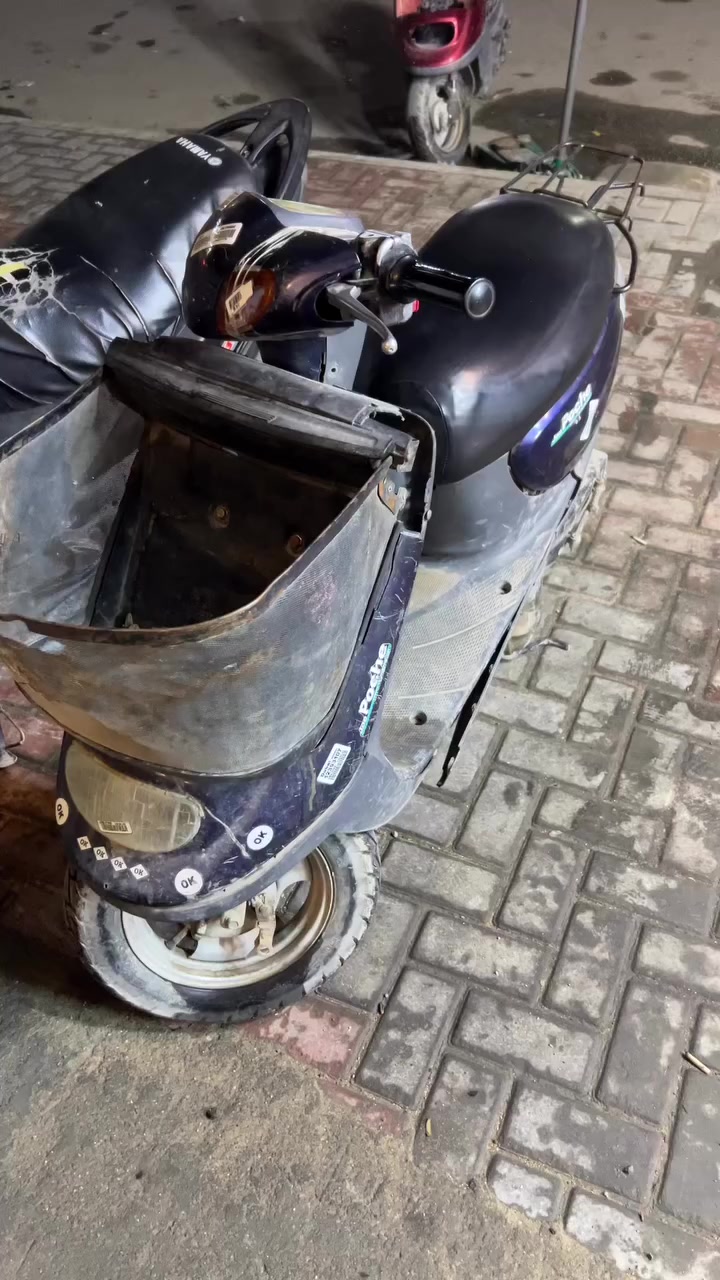 سلام عليكم دراجه منغولي للبيع ٢٠٠الف شوف المقطع واتصل غير متواجد عل فيس ***********
