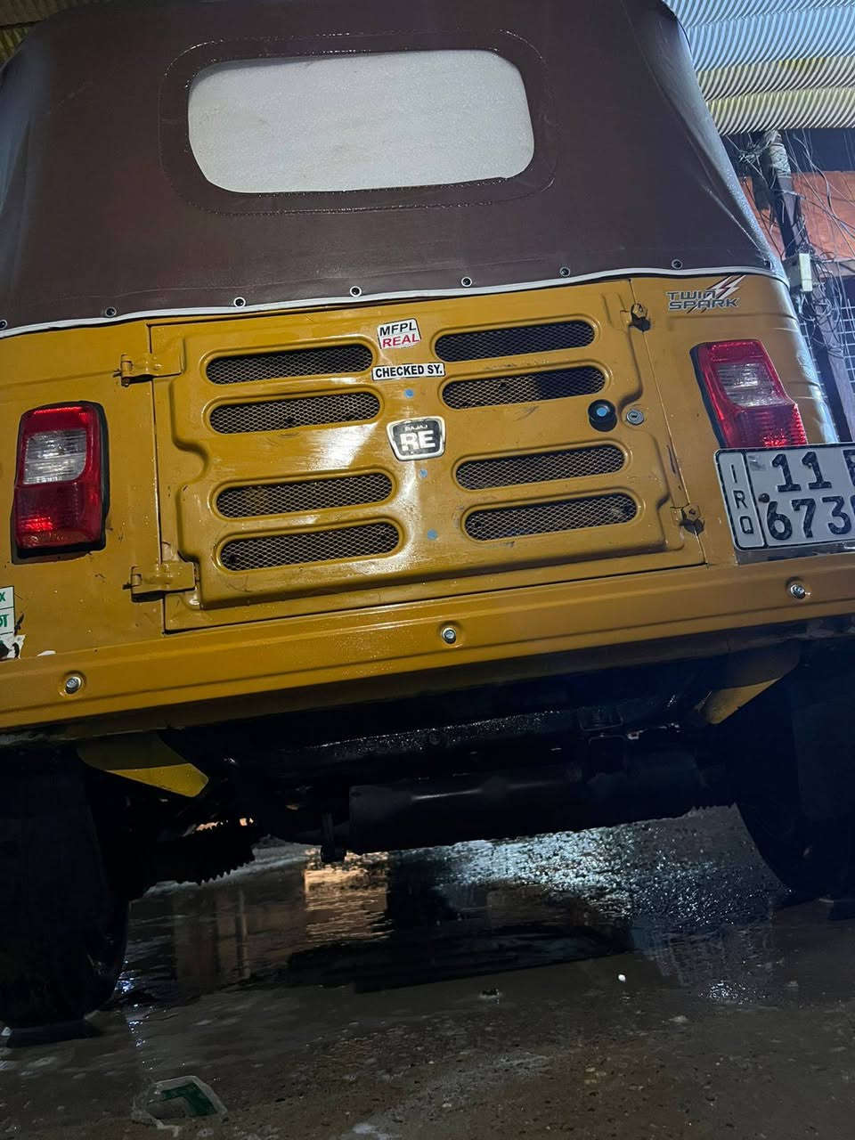 سلام عليكم. تكتك 2019شهر 12 سنويه لوحات انكليزي تحويل ثاني يوم. ...العنوان مدينه الصدر دسيم. تكتك جاهزه لاخر شي. ***********.السعر 5950 وبيه مجال.
