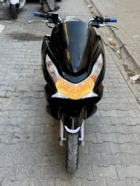 PCX جيل اول ياباني  مكفوله من التاير للتاير شرط كفر ومكينه بلادي   ماش...