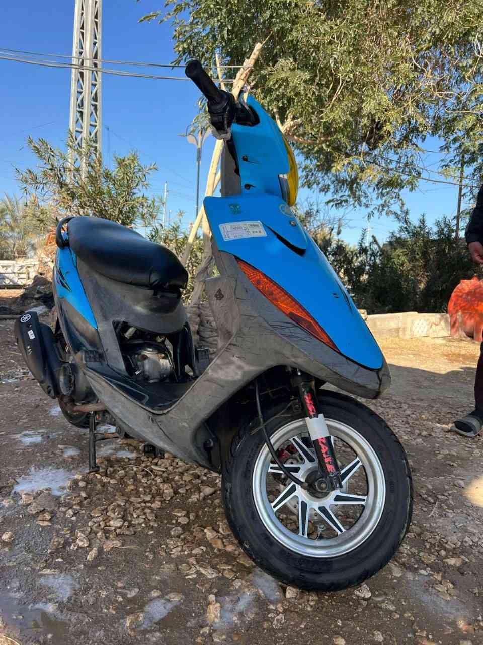 السلام عليكم شباب
دراجة للبيع ماكس عدلة لون سمائي 
صار 6 اشهر من طالعه كفاله عامه ختم من طول للطول الي يريده يدش خاص


**إذا كنت صاحب هذا الإعلان وتريد حذفه لأي سبب، رجاءا أرسل رسالة إلى الدعم الفني**