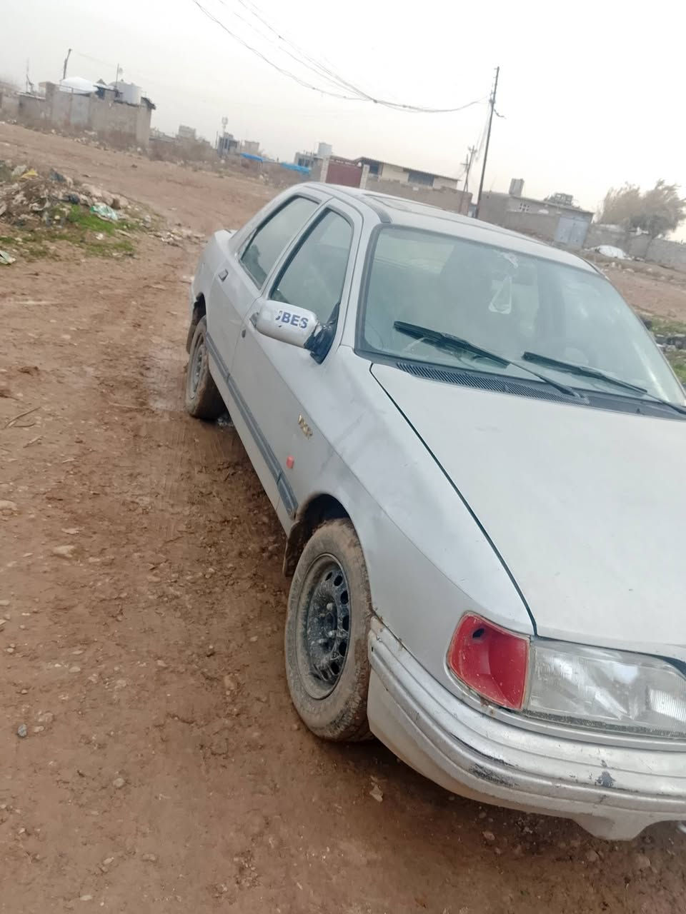 فورت 1991 سيارة نضيفه سنويه خضره سيارة قطرا صبغ ما بي شرط التحويل الوكيل بل موصل سيارة ما يعوزها مصرف السعر 10 وبي مجال *********** ما عندي وتساب
